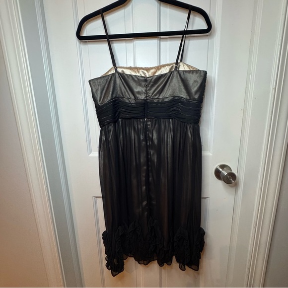 Dressbarn Collections Elegant Black Cocktail Dress - Picture 5 of 8